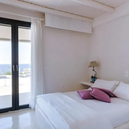 Waterfront With A Swimming Pool, Sea View And Direct Access To The Sea Melissaki