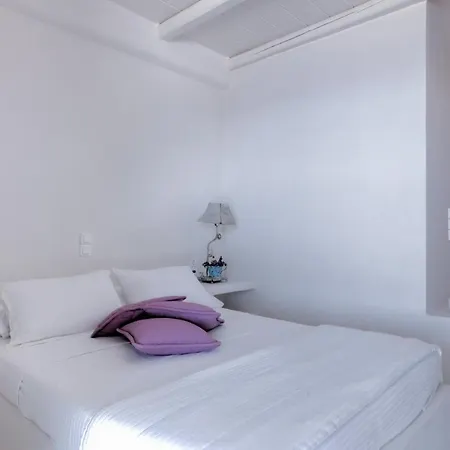 Waterfront With A Swimming Pool, Sea View And Direct Access To The Sea Melissaki